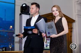 Ведущий церемонии награждения Вячеслав Манучаров
