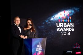 Ведущие церемонии награждения Оксана Федорова и Андрей Кремлев.