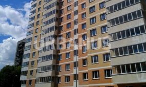 Кадомцева 23