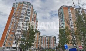 На ул. Главмосстроя, 40