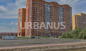 Молодежная 8