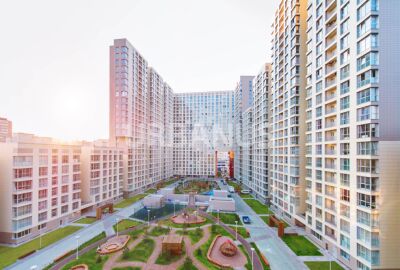 Дворовая территория