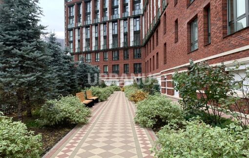Благоустроенная территория
