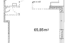 435